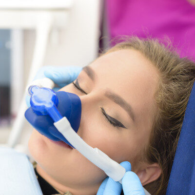 Lachgas-Behandlung für Angstpatienten beim Zahnarzt